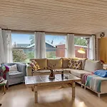 2 Bedroom Pet Friendly In Σπίτι διακοπών *