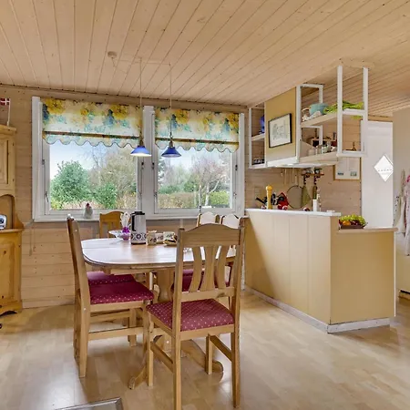 2 Bedroom Pet Friendly In