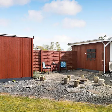 2 Bedroom Pet Friendly In