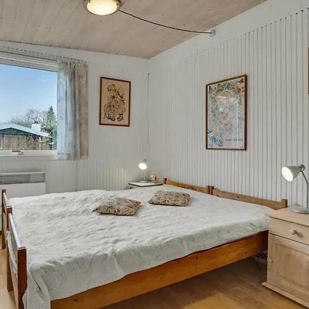 2 Bedroom Pet Friendly In 度假居